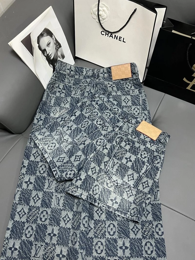 Breathable Louis Vuitton Jeans 131430