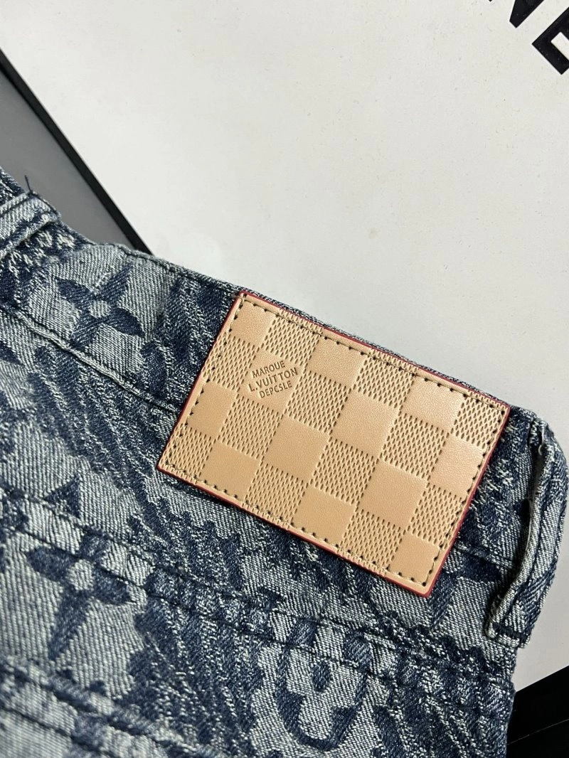 Breathable Louis Vuitton Jeans 131430