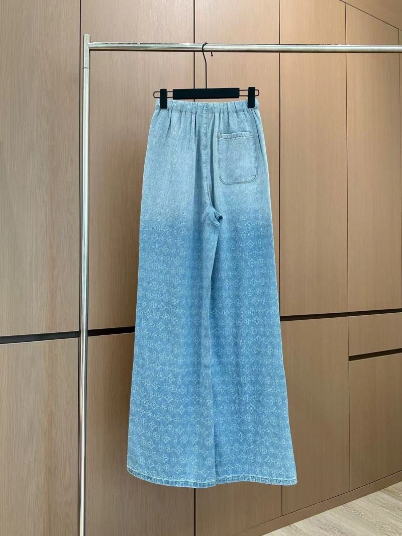 Casual Louis Vuitton Jeans 131404