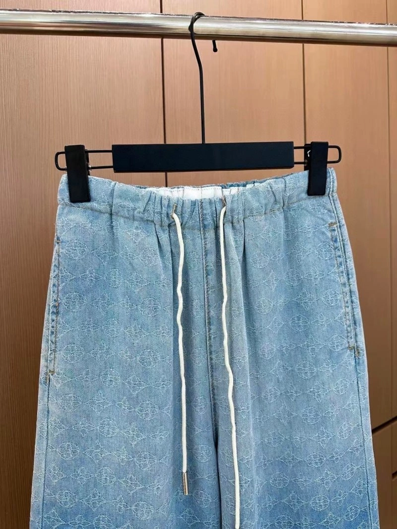 Casual Louis Vuitton Jeans 131404