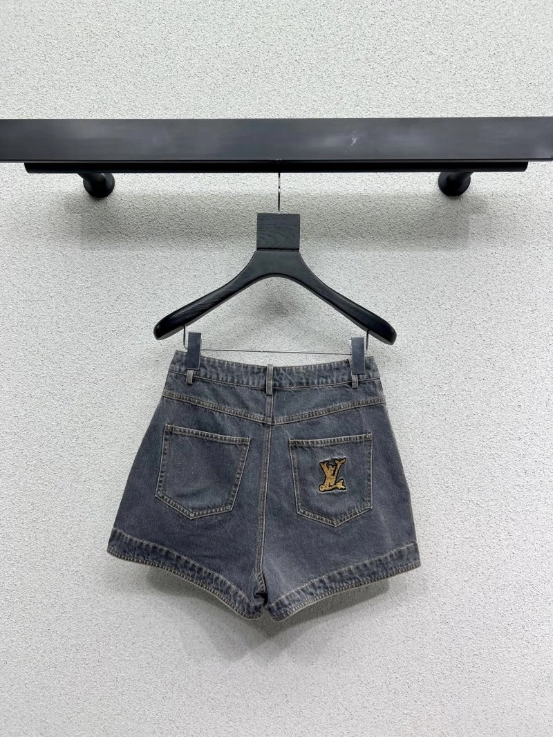 Sophisticated Louis Vuitton Jeans 131402