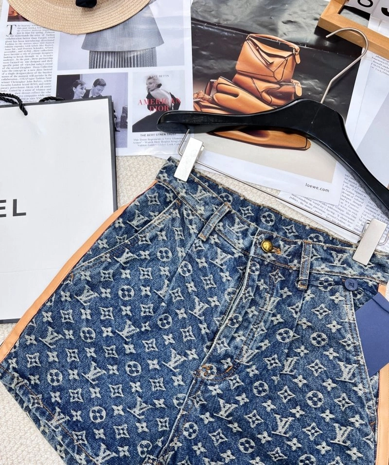 Resilient Louis Vuitton Jeans 131267