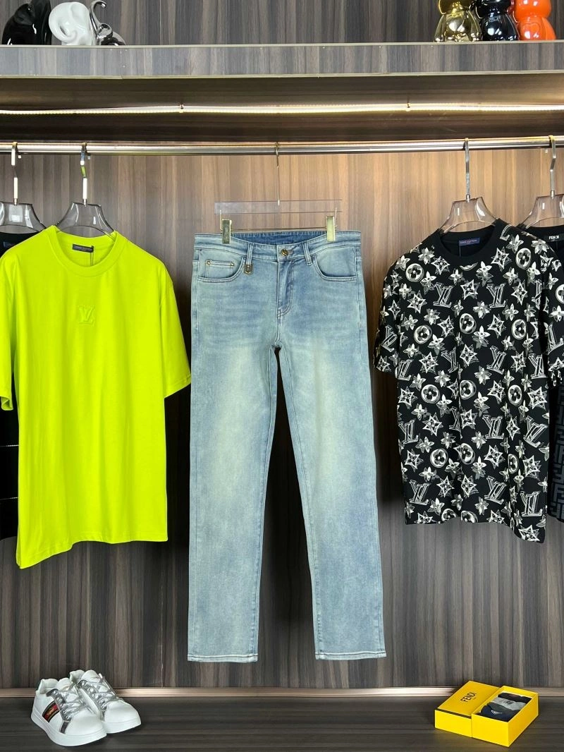 Louis Vuitton Jeans Trendy 134110