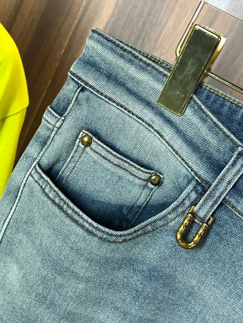 Louis Vuitton Jeans Trendy 134110