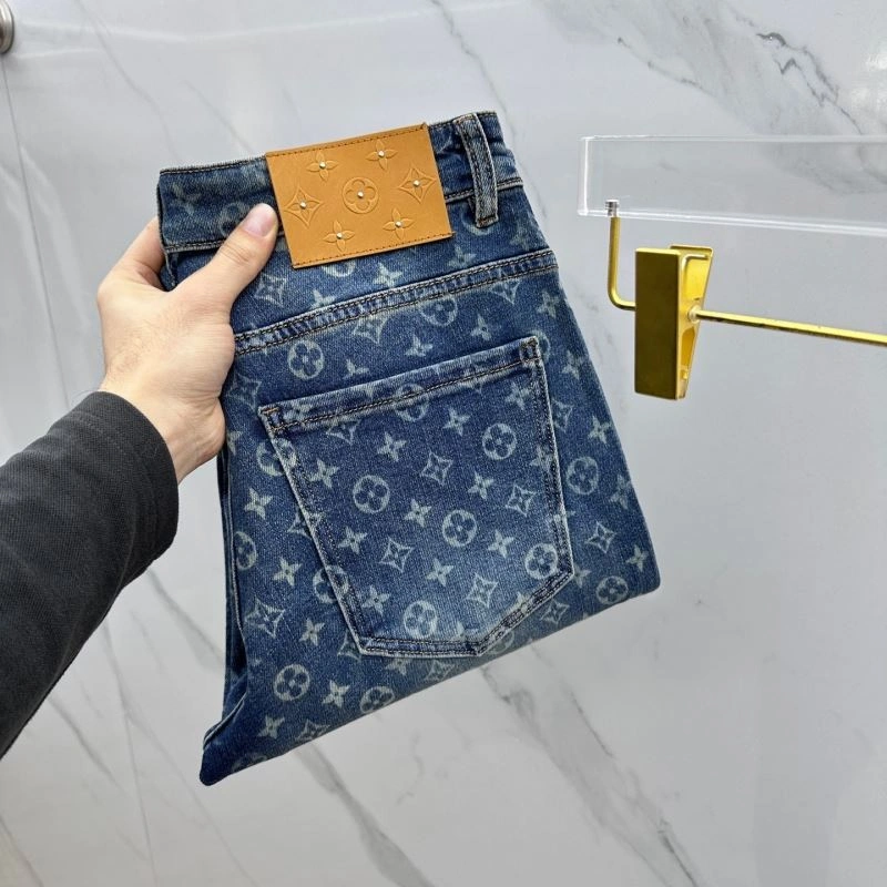 Refined Louis Vuitton Jeans 134095
