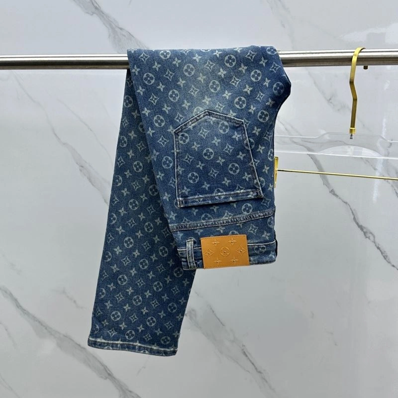 Refined Louis Vuitton Jeans 134095