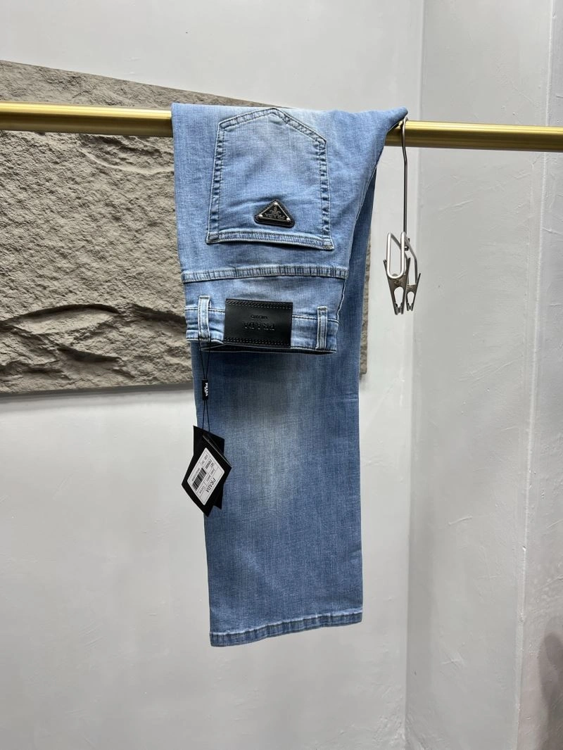 TechFriendly Louis Vuitton Jeans 134105