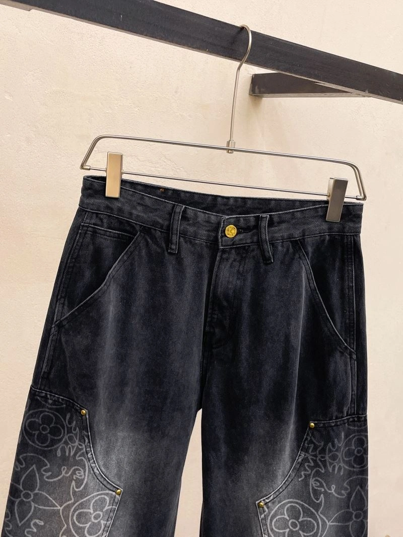 Classic Louis Vuitton Jeans 134094