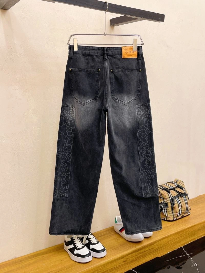 Classic Louis Vuitton Jeans 134094