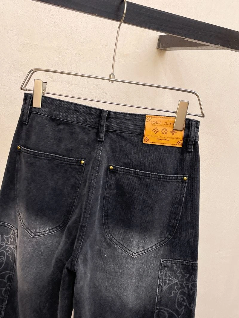 Classic Louis Vuitton Jeans 134094