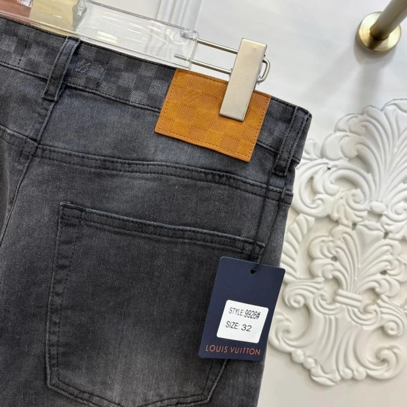 Stylish Louis Vuitton Jeans 134093