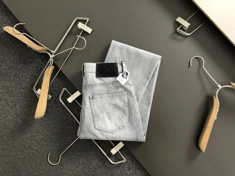 TimelessDesign Louis Vuitton Jeans 134113