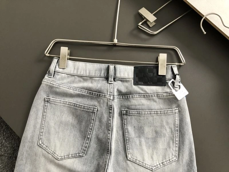 TimelessDesign Louis Vuitton Jeans 134113