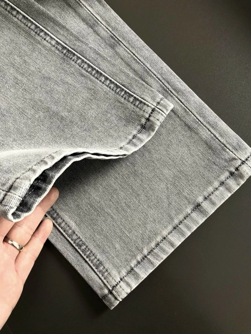 TimelessDesign Louis Vuitton Jeans 134113