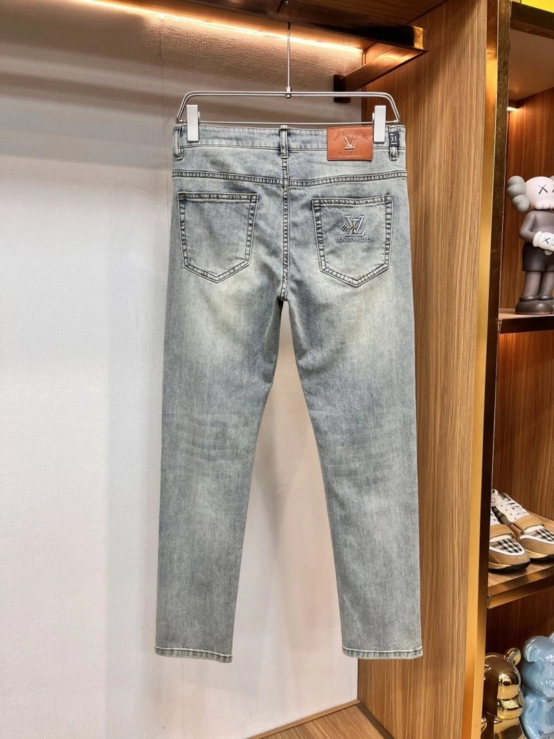 UrbanChic Louis Vuitton Jeans 134089