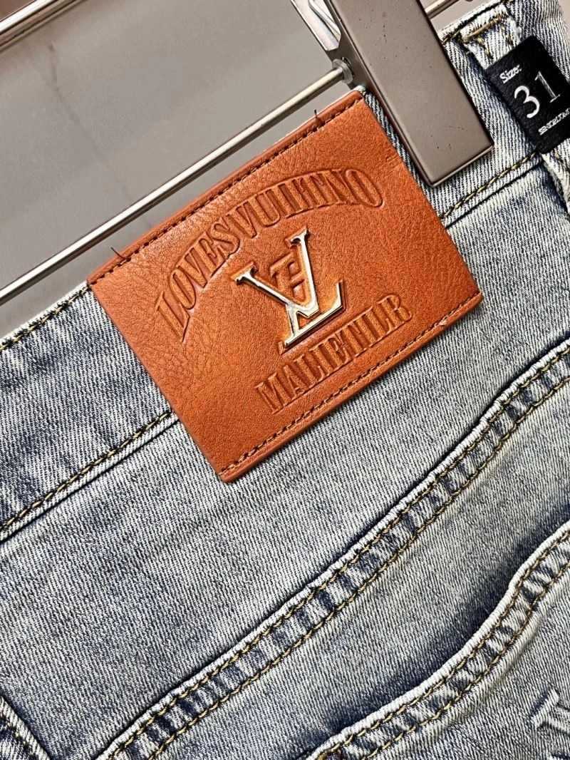 UrbanChic Louis Vuitton Jeans 134089