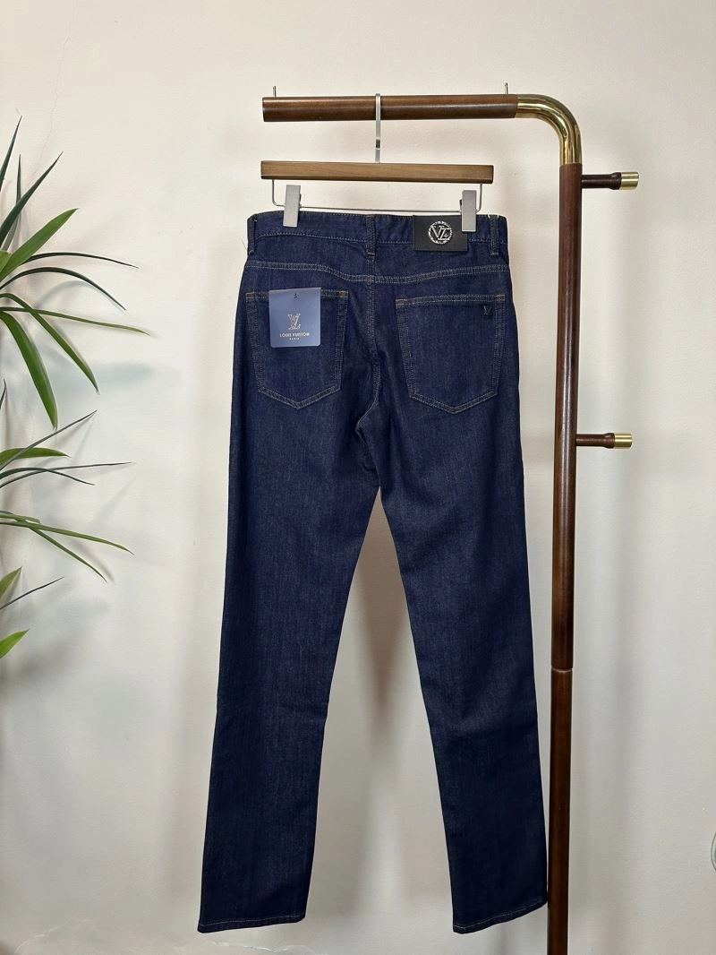 Sleek Louis Vuitton Jeans 134076
