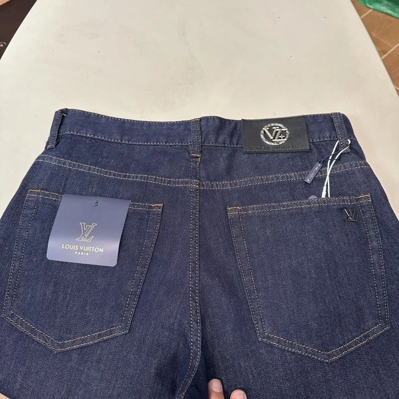 Sleek Louis Vuitton Jeans 134076