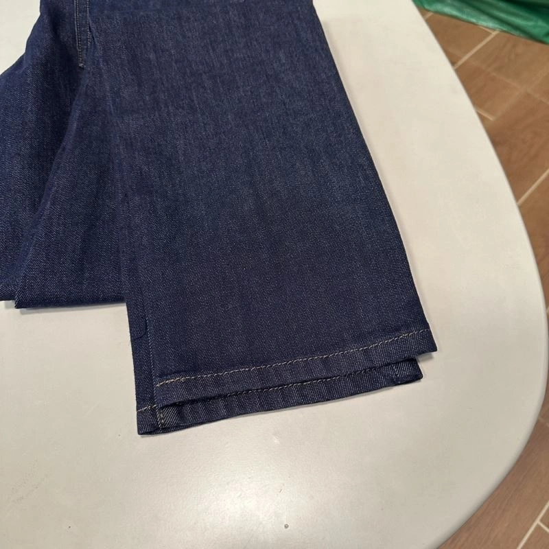 Sleek Louis Vuitton Jeans 134076