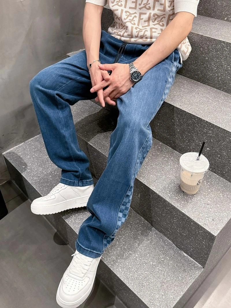 Fashionable Louis Vuitton Jeans 134071