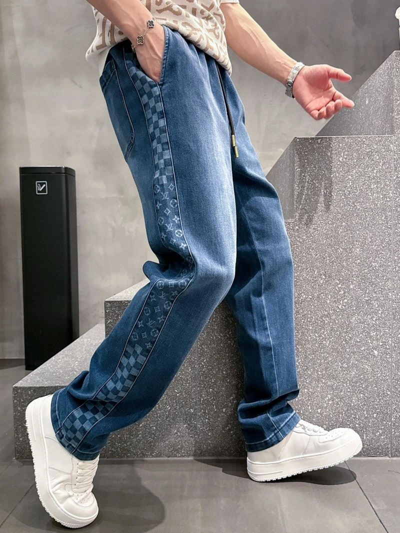 Fashionable Louis Vuitton Jeans 134071