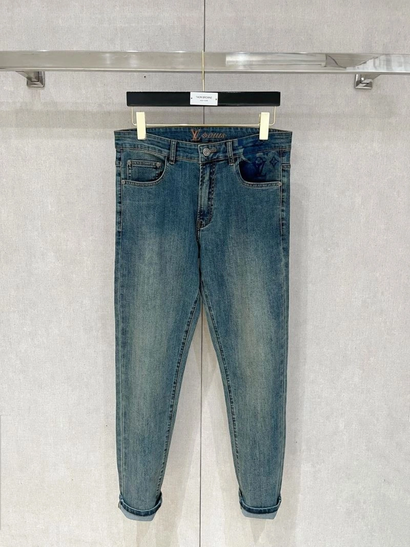 Sleek Louis Vuitton Jeans 134046