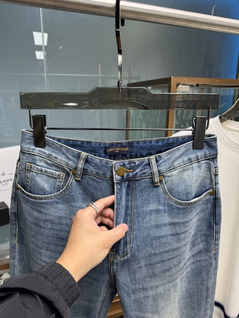 Affordable Louis Vuitton Jeans 134049