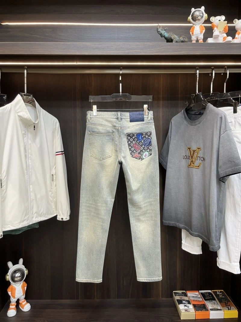 Timeless Louis Vuitton Jeans 134039