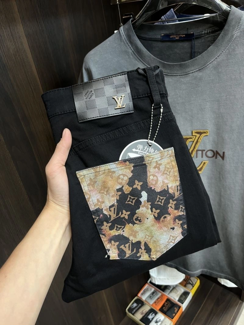 Trendsetting Louis Vuitton Jeans 134026
