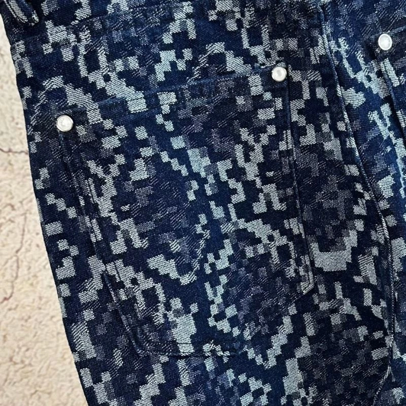 Unisex Louis Vuitton Jeans 134013
