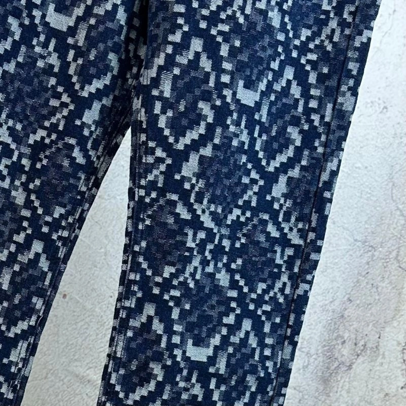 Unisex Louis Vuitton Jeans 134013