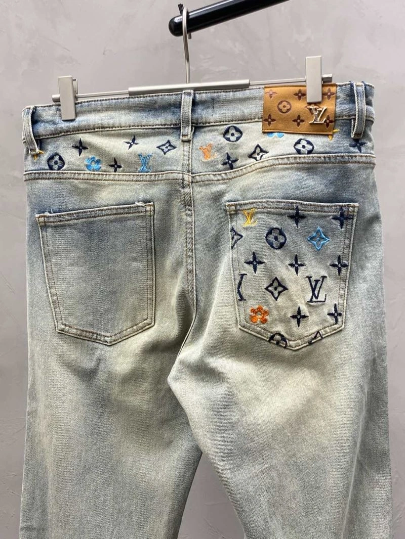 Lightweight Louis Vuitton Jeans 133131
