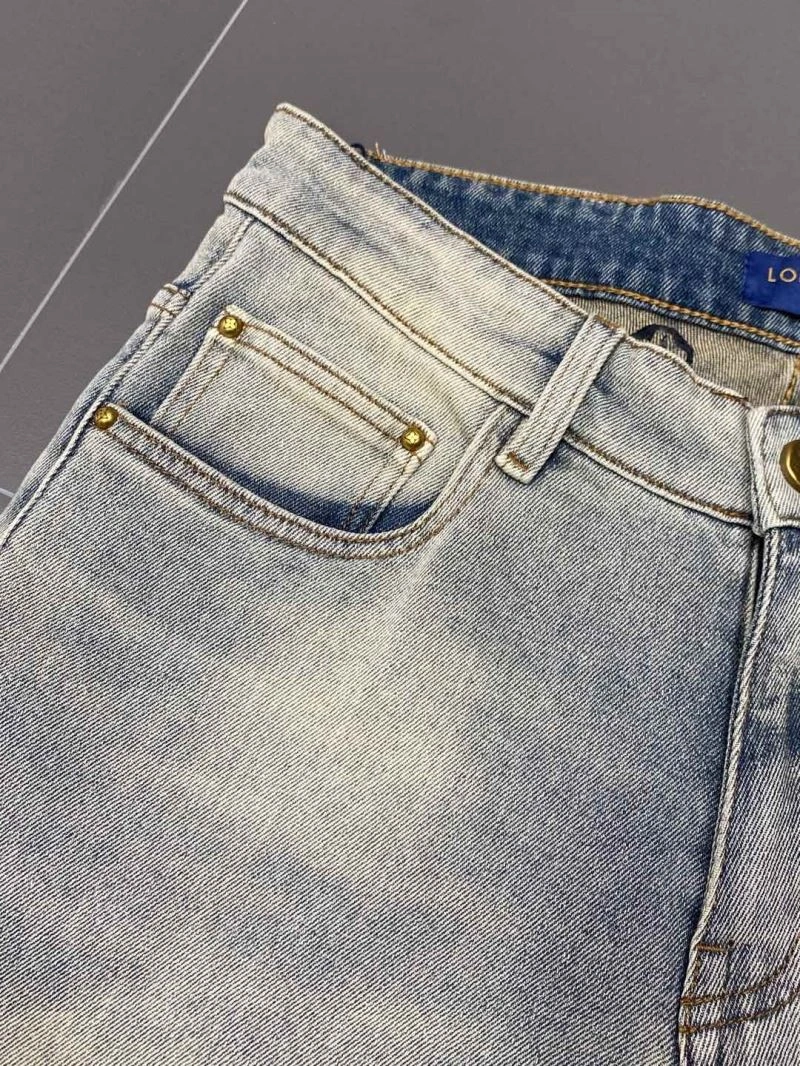 Lightweight Louis Vuitton Jeans 133131
