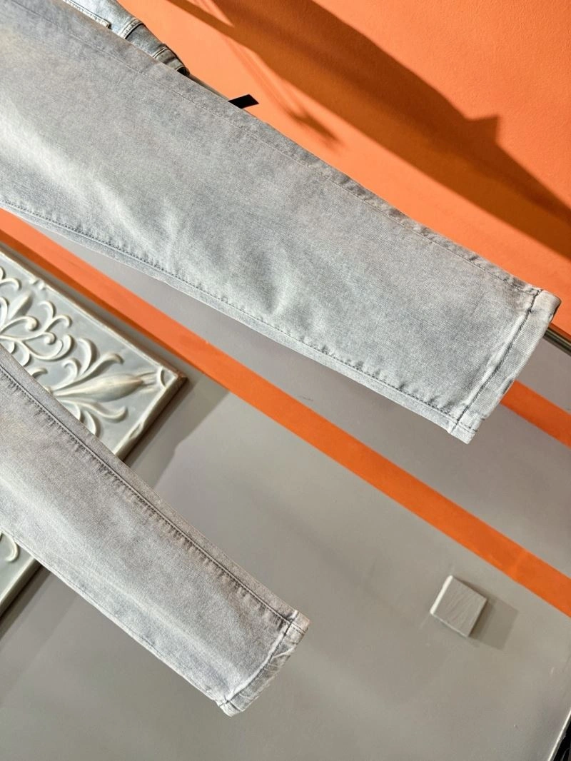 Louis Vuitton Jeans Upgraded 133130