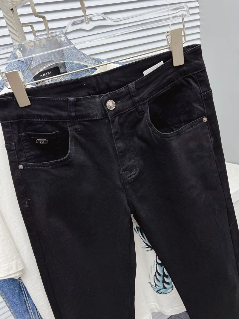 Lightweight Louis Vuitton Jeans 133119