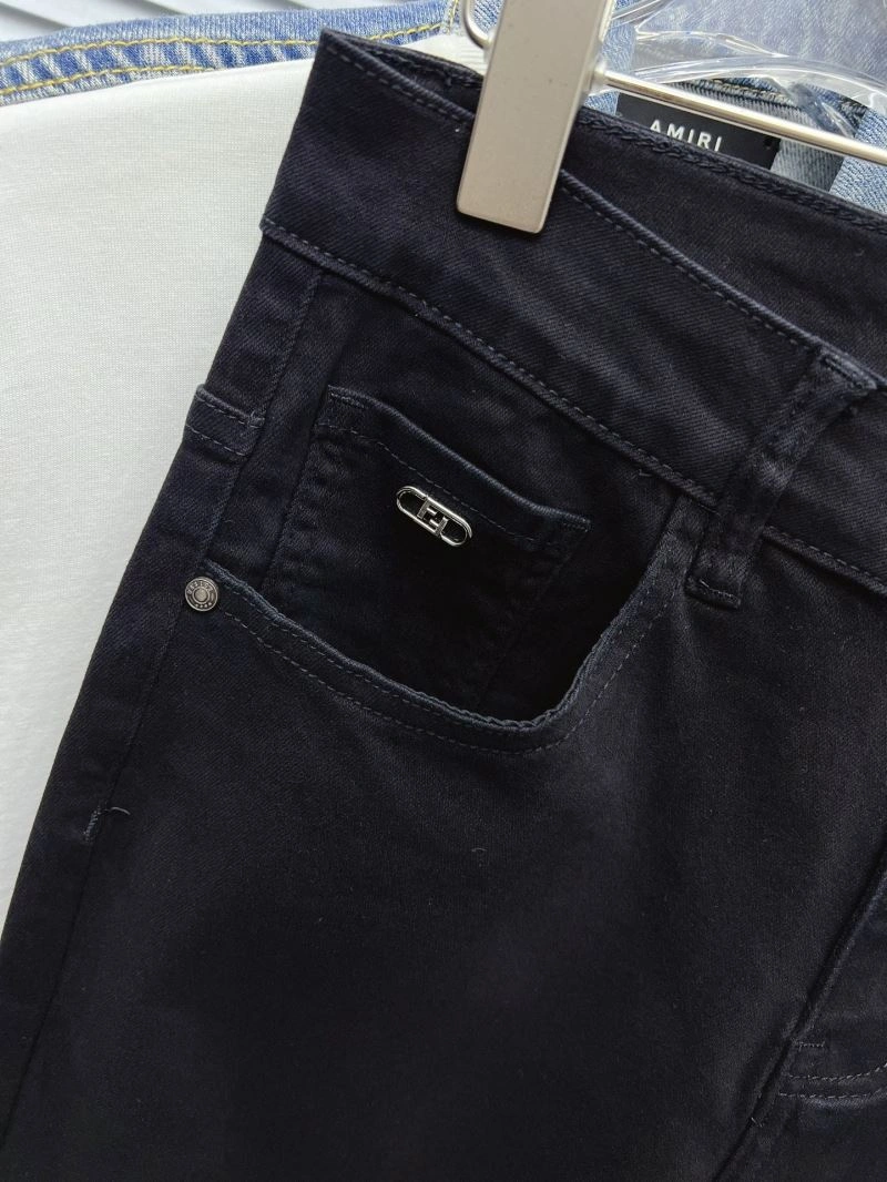 Lightweight Louis Vuitton Jeans 133119