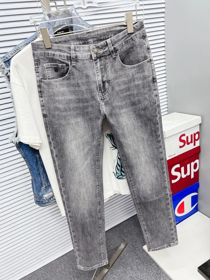 FashionForward Louis Vuitton Jeans 133127
