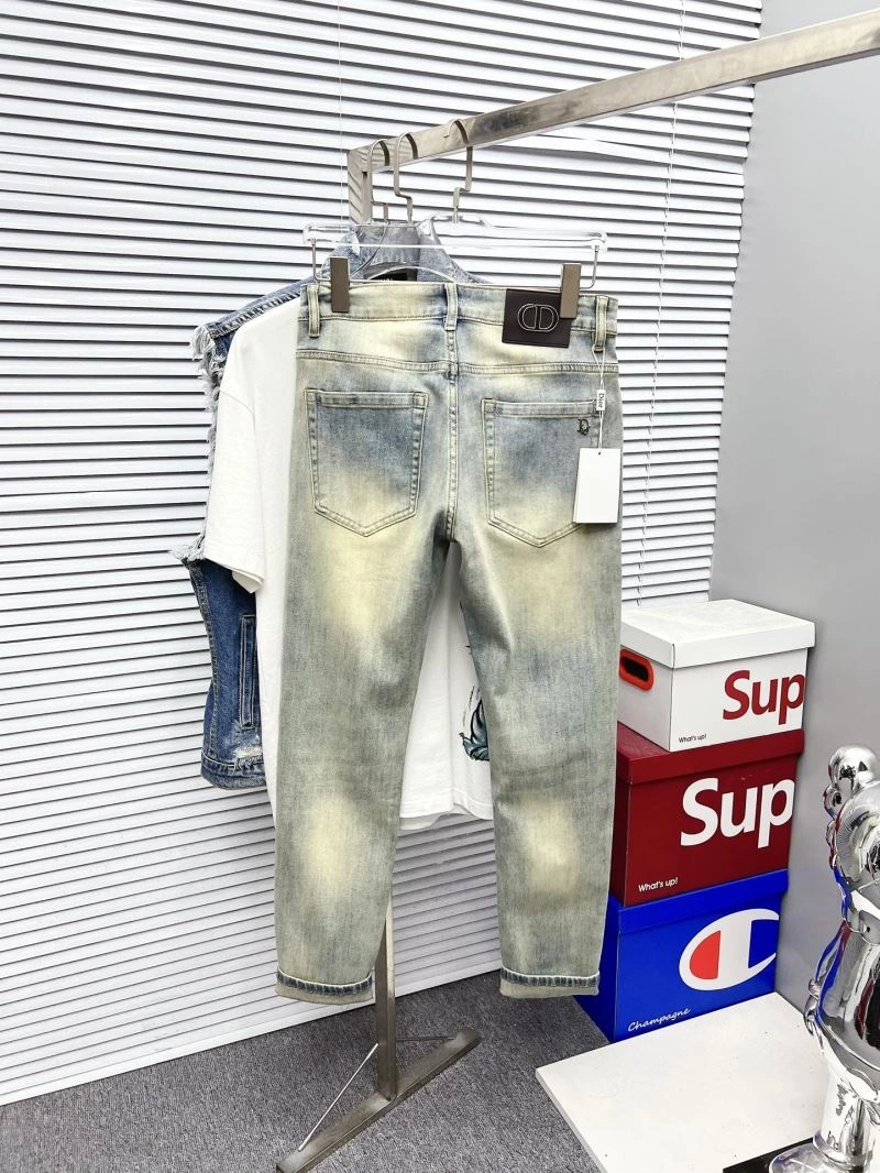 Louis Vuitton Jeans WellDesigned 133095