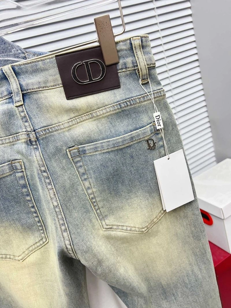 Louis Vuitton Jeans WellDesigned 133095