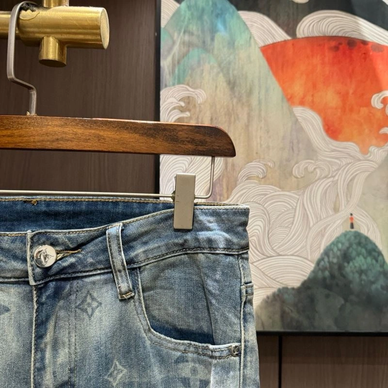 Bright Louis Vuitton Jeans 133083