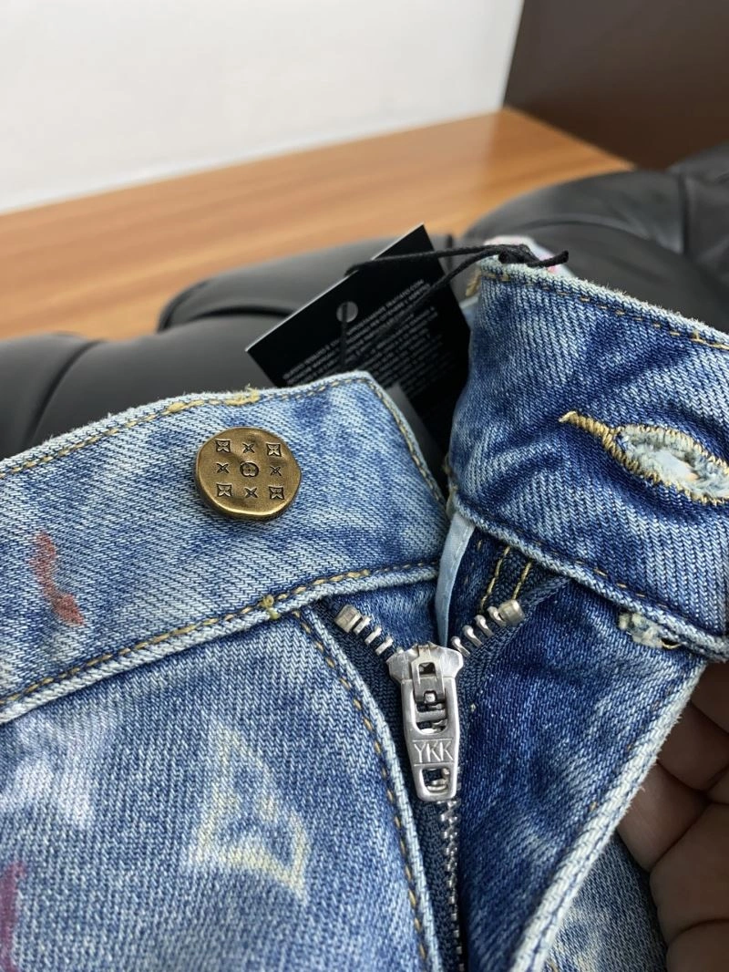Louis Vuitton Jeans GoAnywhere 133086