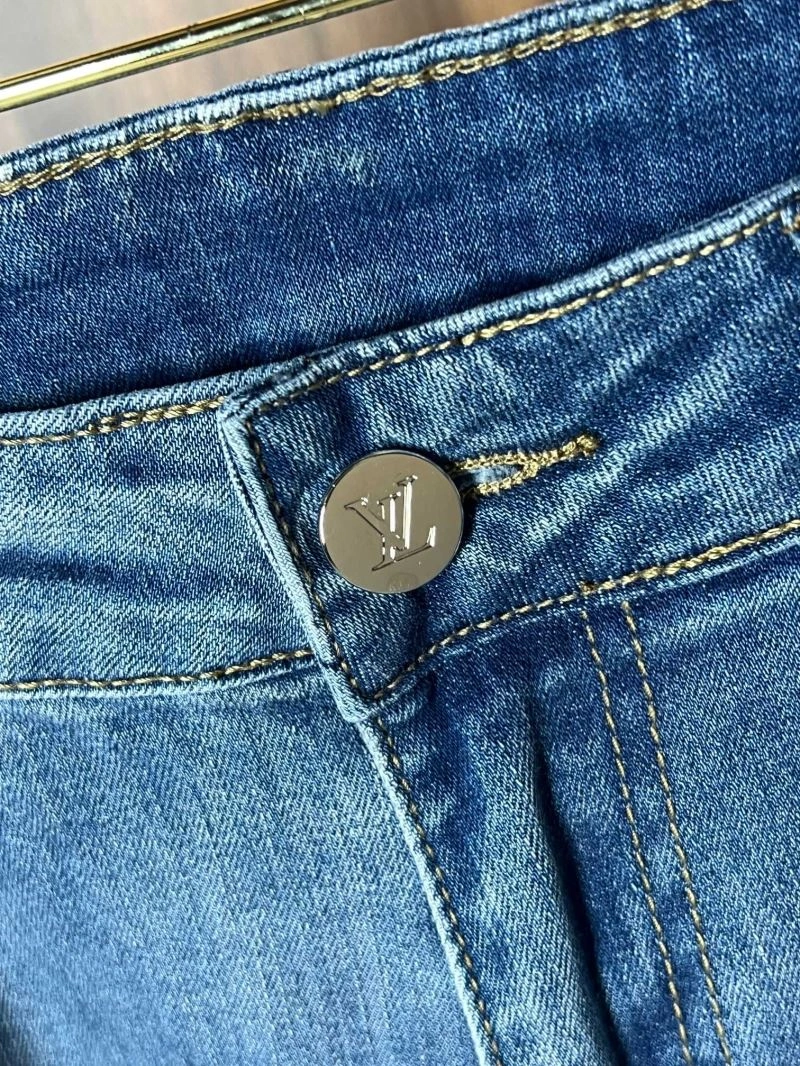 Chic Louis Vuitton Jeans 133106