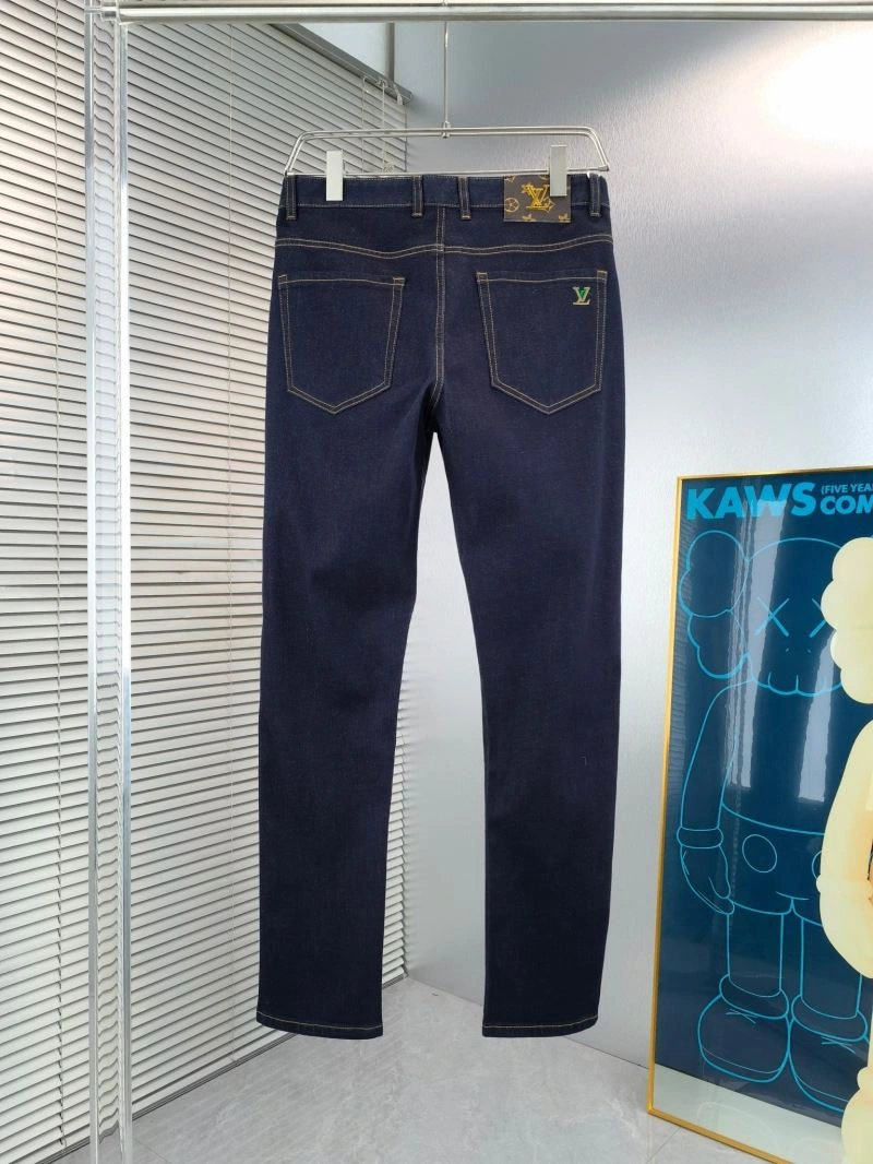 Minimalist Louis Vuitton Jeans 133080