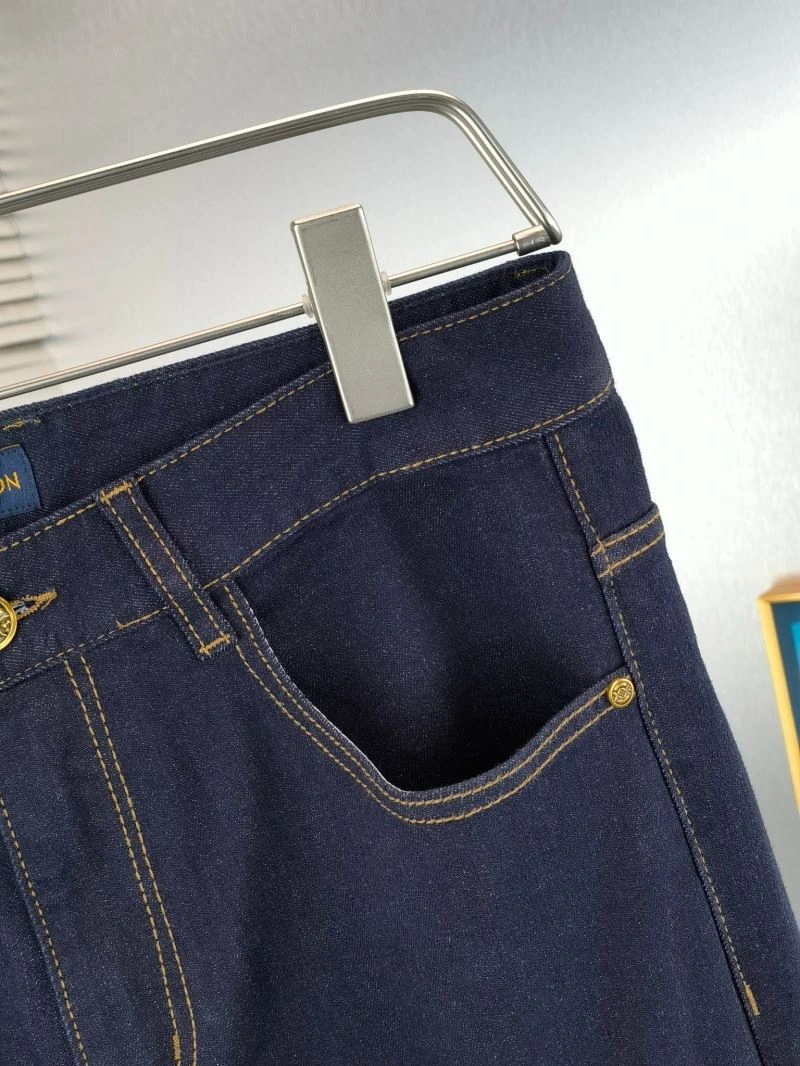 Minimalist Louis Vuitton Jeans 133080