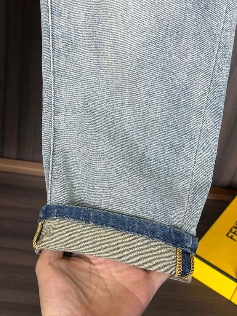 HighQuality Louis Vuitton Jeans 133084