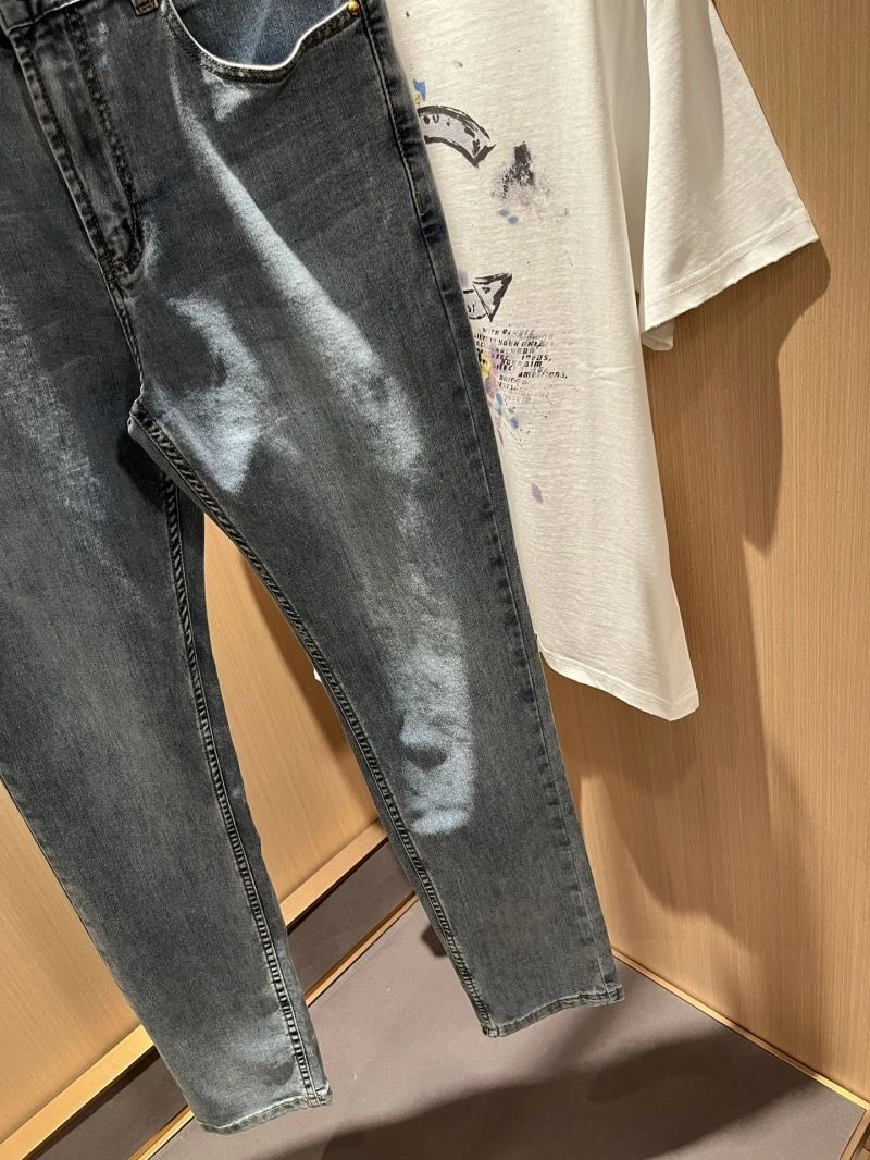 Modern Louis Vuitton Jeans 133065