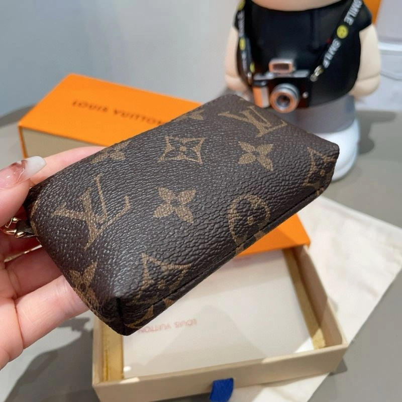 Louis Vuitton Keychains Refined 266049