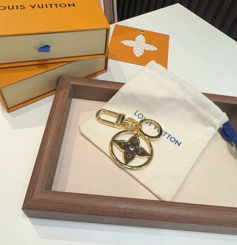 Unisex Louis Vuitton Keychains 266054