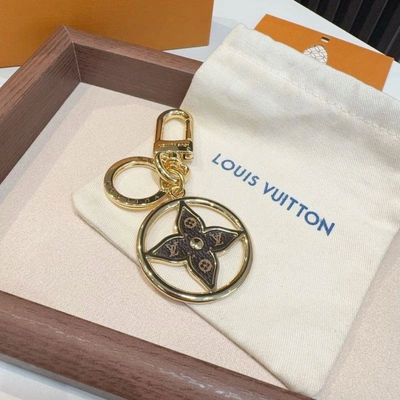 Unisex Louis Vuitton Keychains 266054