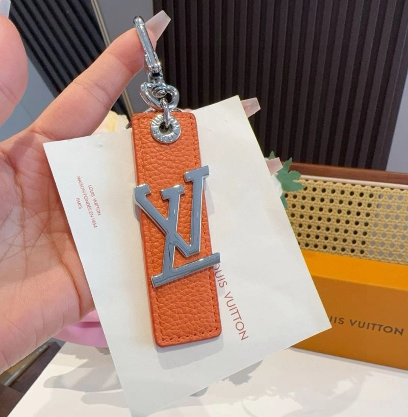 Louis Vuitton Keychains MultiPurpose 266004